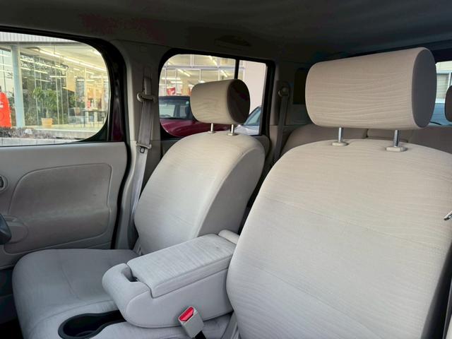 キューブ １５Ｘ　ナビ／テレビ／Ｂｌｕｅｔｏｏｔｈ／デジタルインナーミラー／ＥＴＣ／マニュアルエアコン／シガーソケット／電格ミラー／レベライザー／パワーウィンドウ／パワーステアリング／社外アルミホイール（22枚目）