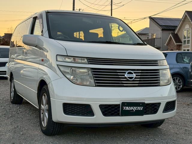 エルグランド Ｖ　７０ｔｈ－ＩＩ　片側電動スライドドア／両側スライドドア／ワンセグＴＶ／純正１６インチアルミホイール／ＥＴＣ／スマートキー／オートマニュアルエアコン／運転席助手席エアバック／（7枚目）