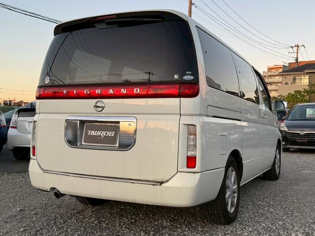 エルグランド Ｖ　７０ｔｈ－ＩＩ　片側電動スライドドア／両側スライドドア／ワンセグＴＶ／純正１６インチアルミホイール／ＥＴＣ／スマートキー／オートマニュアルエアコン／運転席助手席エアバック／（9枚目）