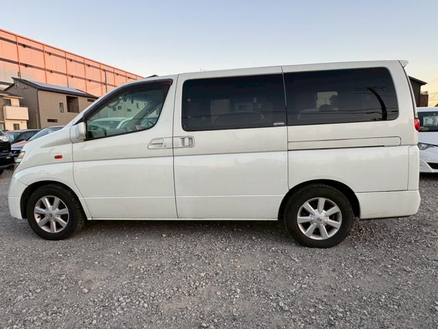 エルグランド Ｖ　７０ｔｈ－ＩＩ　片側電動スライドドア／両側スライドドア／ワンセグＴＶ／純正１６インチアルミホイール／ＥＴＣ／スマートキー／オートマニュアルエアコン／運転席助手席エアバック／（12枚目）