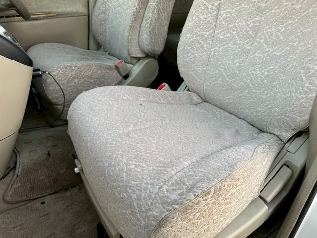 エルグランド Ｖ　７０ｔｈ－ＩＩ　片側電動スライドドア／両側スライドドア／ワンセグＴＶ／純正１６インチアルミホイール／ＥＴＣ／スマートキー／オートマニュアルエアコン／運転席助手席エアバック／（23枚目）