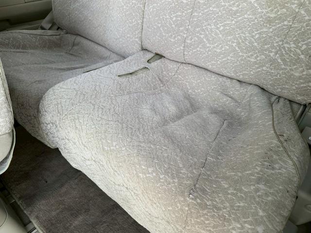 エルグランド Ｖ　７０ｔｈ－ＩＩ　片側電動スライドドア／両側スライドドア／ワンセグＴＶ／純正１６インチアルミホイール／ＥＴＣ／スマートキー／オートマニュアルエアコン／運転席助手席エアバック／（31枚目）