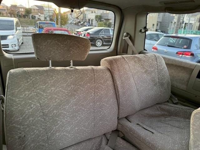 エルグランド Ｖ　７０ｔｈ－ＩＩ　片側電動スライドドア／両側スライドドア／ワンセグＴＶ／純正１６インチアルミホイール／ＥＴＣ／スマートキー／オートマニュアルエアコン／運転席助手席エアバック／（32枚目）