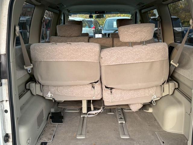 エルグランド Ｖ　７０ｔｈ－ＩＩ　片側電動スライドドア／両側スライドドア／ワンセグＴＶ／純正１６インチアルミホイール／ＥＴＣ／スマートキー／オートマニュアルエアコン／運転席助手席エアバック／（34枚目）