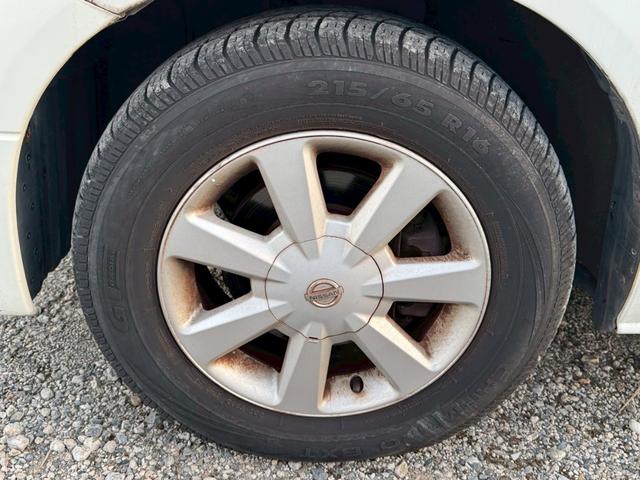 エルグランド Ｖ　７０ｔｈ－ＩＩ　片側電動スライドドア／両側スライドドア／ワンセグＴＶ／純正１６インチアルミホイール／ＥＴＣ／スマートキー／オートマニュアルエアコン／運転席助手席エアバック／（50枚目）