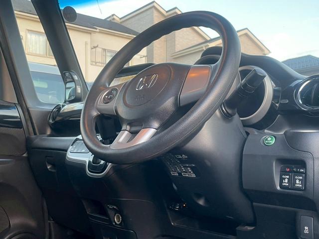 N-BOX+ G・Lパッケージ ナビ/テレビ/Bモニター/ETC/ドラレコ/両側電動スライドドア/スマートプッシュスタート/横滑り防止/オートライト/スペアキー/シガーソケット/パワーウィンドウ/純正アルミ(17枚目)