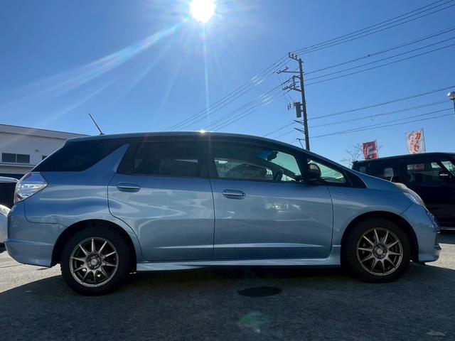 フィットシャトルハイブリッド ハイブリッド・スマートセレクションクールエディション ナビ/テレビ/Bモニター/Bluetooth/ETC/ドライブレコーダー/シートヒーター/横滑り防止/パドルシフト/オートライト/シガーソケット/パワーウィンドウ/社外アルミ(8枚目)