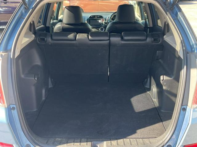 フィットシャトルハイブリッド ハイブリッド・スマートセレクションクールエディション ナビ/テレビ/Bモニター/Bluetooth/ETC/ドライブレコーダー/シートヒーター/横滑り防止/パドルシフト/オートライト/シガーソケット/パワーウィンドウ/社外アルミ(30枚目)