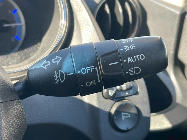 フィットシャトルハイブリッド ハイブリッド・スマートセレクションクールエディション ナビ/テレビ/Bモニター/Bluetooth/ETC/ドライブレコーダー/シートヒーター/横滑り防止/パドルシフト/オートライト/シガーソケット/パワーウィンドウ/社外アルミ(39枚目)