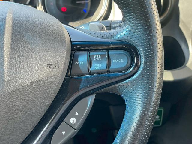 フィットシャトルハイブリッド ハイブリッド・スマートセレクションクールエディション ナビ/テレビ/Bモニター/Bluetooth/ETC/ドライブレコーダー/シートヒーター/横滑り防止/パドルシフト/オートライト/シガーソケット/パワーウィンドウ/社外アルミ(41枚目)