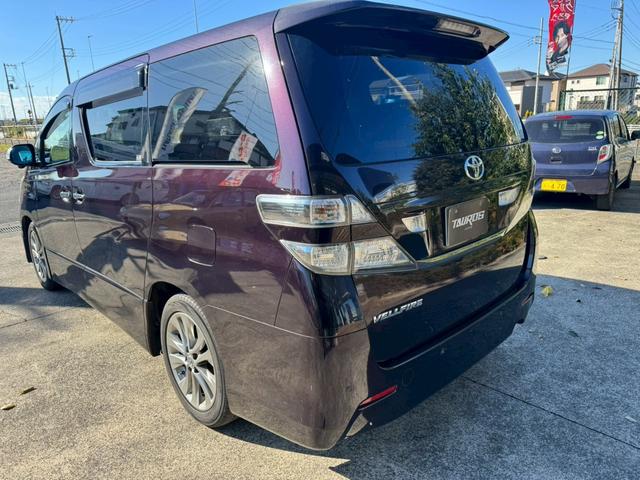 ヴェルファイア ２．４Ｚ　プラチナセレクションＩＩ　タイプゴールド　ナビ／Ｂモニター／両側電動スライドドア／ＥＴＣ／ドライブレコーダー／スマートプッシュスタート／横滑り防止／オートライト／電格ミラー／パワーウィンドウ／純正アルミホイール（11枚目）