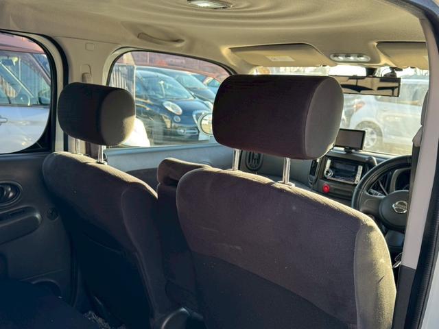 キューブ １５Ｘ　Ｍセレクション　社外ナビ／社外１５インチアルミホイール／ＨＩＤヘッドライト／マニュアルエアコン／ＥＴＣ／スマートキー／プッシュスタート／スペアキー／運転席助手席エアバック／ユーザー買取車（24枚目）