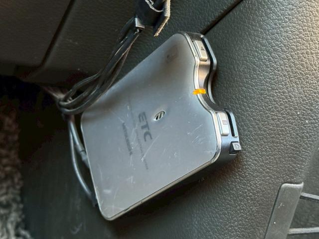 キューブ １５Ｘ　Ｍセレクション　社外ナビ／社外１５インチアルミホイール／ＨＩＤヘッドライト／マニュアルエアコン／ＥＴＣ／スマートキー／プッシュスタート／スペアキー／運転席助手席エアバック／ユーザー買取車（47枚目）