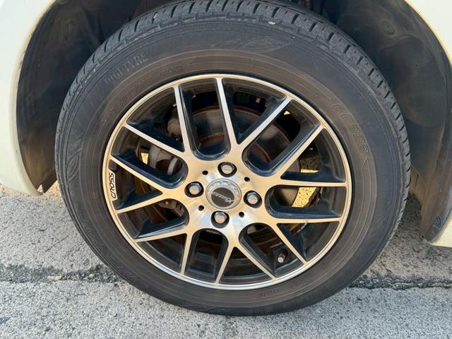 キューブ １５Ｘ　Ｍセレクション　社外ナビ／社外１５インチアルミホイール／ＨＩＤヘッドライト／マニュアルエアコン／ＥＴＣ／スマートキー／プッシュスタート／スペアキー／運転席助手席エアバック／ユーザー買取車（54枚目）