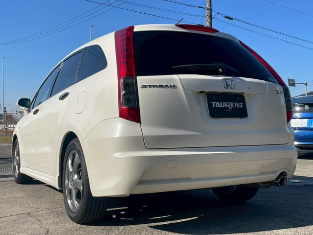 ストリーム ＲＳＺ　ナビ／Ｂモニター／ＥＴＣ／パドルシフト／クルーズコントロール／オートライト／電格ミラー／パワーウィンドウ／パワーステアリング／シガーソケット／スペアキー／純正アルミホイール（11枚目）