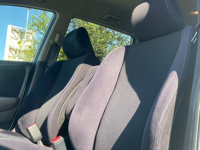 ストリーム ＲＳＺ　ナビ／Ｂモニター／ＥＴＣ／パドルシフト／クルーズコントロール／オートライト／電格ミラー／パワーウィンドウ／パワーステアリング／シガーソケット／スペアキー／純正アルミホイール（22枚目）