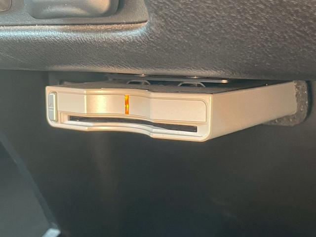 ストリーム ＲＳＺ　ナビ／Ｂモニター／ＥＴＣ／パドルシフト／クルーズコントロール／オートライト／電格ミラー／パワーウィンドウ／パワーステアリング／シガーソケット／スペアキー／純正アルミホイール（45枚目）