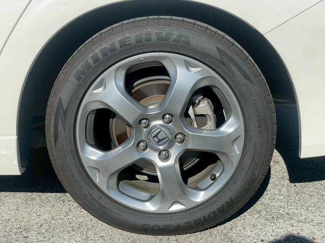 ストリーム ＲＳＺ　ナビ／Ｂモニター／ＥＴＣ／パドルシフト／クルーズコントロール／オートライト／電格ミラー／パワーウィンドウ／パワーステアリング／シガーソケット／スペアキー／純正アルミホイール（53枚目）