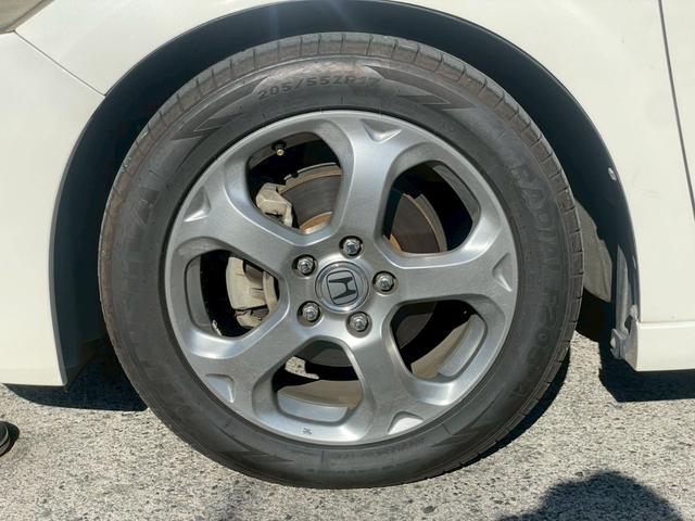 ストリーム ＲＳＺ　ナビ／Ｂモニター／ＥＴＣ／パドルシフト／クルーズコントロール／オートライト／電格ミラー／パワーウィンドウ／パワーステアリング／シガーソケット／スペアキー／純正アルミホイール（54枚目）