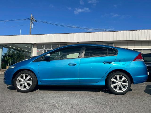 インサイト ＬＳ　ナビ／テレビ／Ｂモニター／ＥＴＣ／パドルシフト／横滑り防止／オートエアコン／オートライト／電格ミラー／パワーウィンドウ／シガーソケット／スペアキー／純正アルミホイール（12枚目）