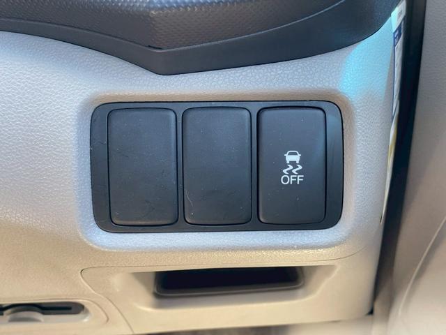 インサイト ＬＳ　ナビ／テレビ／Ｂモニター／ＥＴＣ／パドルシフト／横滑り防止／オートエアコン／オートライト／電格ミラー／パワーウィンドウ／シガーソケット／スペアキー／純正アルミホイール（44枚目）