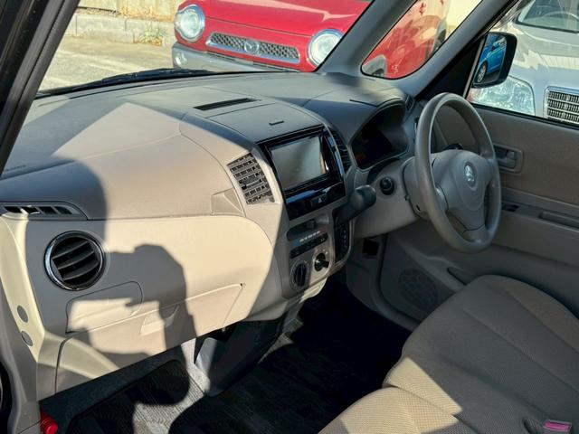 パレット Ｌ　社外ナビ／ＴＶ／ＨＩＤヘッドライト／マニュアルエアコン／ＥＴＣ／スマートキー／プッシュスタート／運転席助手席エアバック／スペアキー（19枚目）