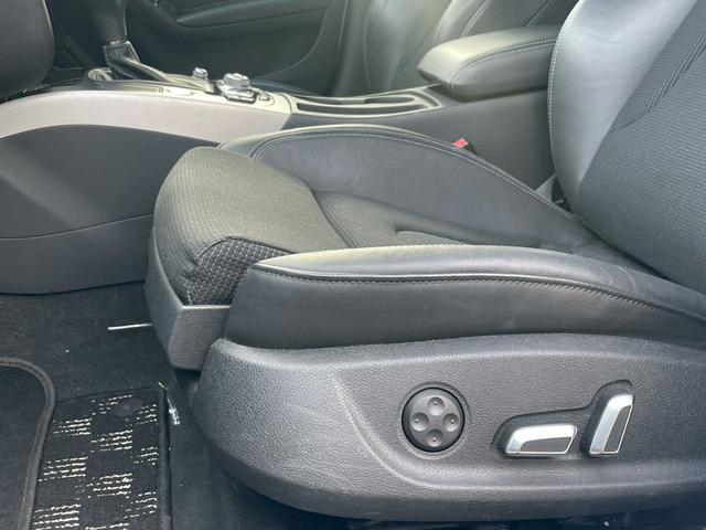 A4アバント 2.0TFSIクワトロスポーツ Sラインパッケージ サンルーフ/ナビ/Bモニター/Bluetooth/ETC/ドライブレコーダー/パドルシフト/クルーズコントロール/パワーシート/ハーフレザー/オートライト/スペアキー/純正アルミホイール(23枚目)