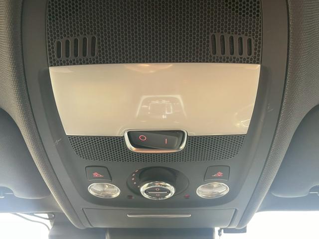 A4アバント 2.0TFSIクワトロスポーツ Sラインパッケージ サンルーフ/ナビ/Bモニター/Bluetooth/ETC/ドライブレコーダー/パドルシフト/クルーズコントロール/パワーシート/ハーフレザー/オートライト/スペアキー/純正アルミホイール(49枚目)