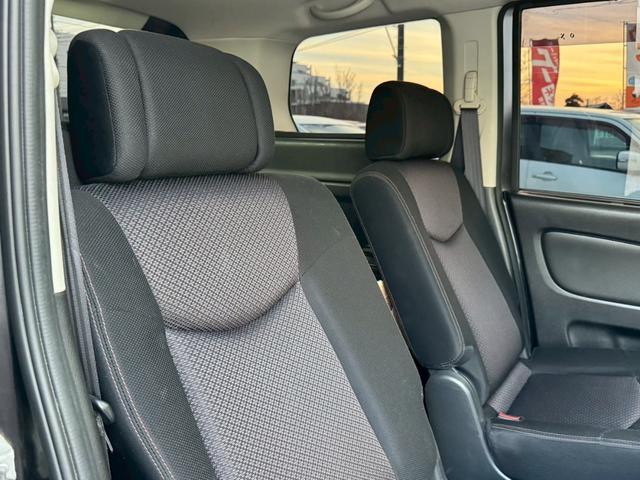 セレナ ハイウェイスター　Ｖセレクション　社外エアロ／バックカメラ／フルセグＴＶ／フリップダウンモニター／純正アルミホイール／ＬＥＤヘッドライト／ＥＴＣ／社外マフラー／社外車高調／タワーバー／シーケンシャルウインカー／レーダー／社外グリル（26枚目）