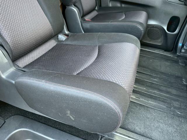 セレナ ハイウェイスター　Ｖセレクション　社外エアロ／バックカメラ／フルセグＴＶ／フリップダウンモニター／純正アルミホイール／ＬＥＤヘッドライト／ＥＴＣ／社外マフラー／社外車高調／タワーバー／シーケンシャルウインカー／レーダー／社外グリル（27枚目）