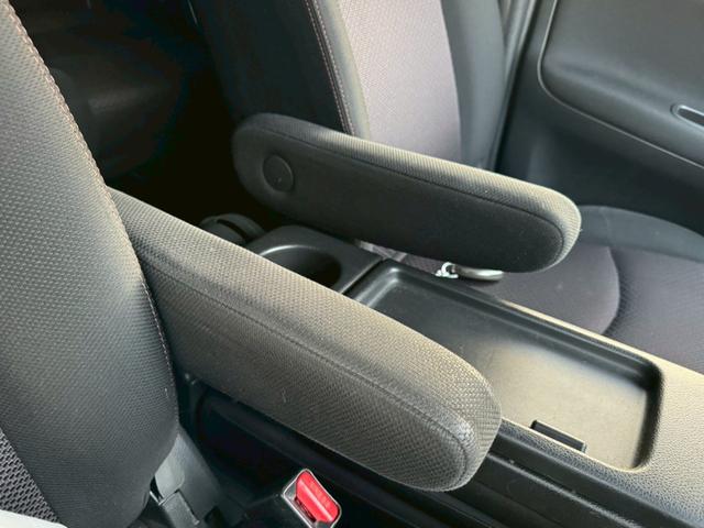 セレナ ハイウェイスター　Ｖセレクション　社外エアロ／バックカメラ／フルセグＴＶ／フリップダウンモニター／純正アルミホイール／ＬＥＤヘッドライト／ＥＴＣ／社外マフラー／社外車高調／タワーバー／シーケンシャルウインカー／レーダー／社外グリル（54枚目）