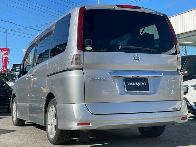 セレナ ハイウェイスター Vセレクション ナビ/テレビ/フリップダウンモニター/ETC/両側電動スライドドア/オートエアコン/電動格納ミラー/パワーウィンドウ/パワーステアリング/シガーソケット/純正アルミホイール(11枚目)