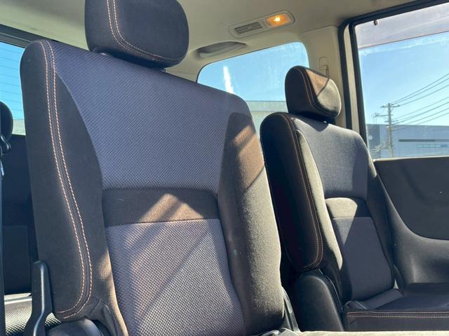 セレナ ハイウェイスター Vセレクション ナビ/テレビ/フリップダウンモニター/ETC/両側電動スライドドア/オートエアコン/電動格納ミラー/パワーウィンドウ/パワーステアリング/シガーソケット/純正アルミホイール(24枚目)