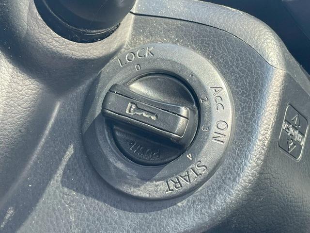 セレナ ハイウェイスター Vセレクション ナビ/テレビ/フリップダウンモニター/ETC/両側電動スライドドア/オートエアコン/電動格納ミラー/パワーウィンドウ/パワーステアリング/シガーソケット/純正アルミホイール(41枚目)