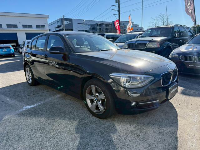 １シリーズ １１６ｉ　スポーツ　ＥＴＣ／スペアキー／スマートプッシュスタート／オートエアコン／オートライト／パワーウィンドウ／パワーステアリング／エアバック／ドリンクホルダー／純正アルミホイール（7枚目）