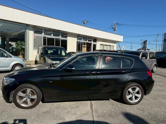 １シリーズ １１６ｉ　スポーツ　ＥＴＣ／スペアキー／スマートプッシュスタート／オートエアコン／オートライト／パワーウィンドウ／パワーステアリング／エアバック／ドリンクホルダー／純正アルミホイール（12枚目）