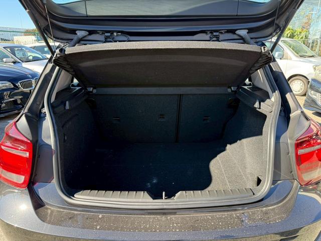 １シリーズ １１６ｉ　スポーツ　ＥＴＣ／スペアキー／スマートプッシュスタート／オートエアコン／オートライト／パワーウィンドウ／パワーステアリング／エアバック／ドリンクホルダー／純正アルミホイール（26枚目）