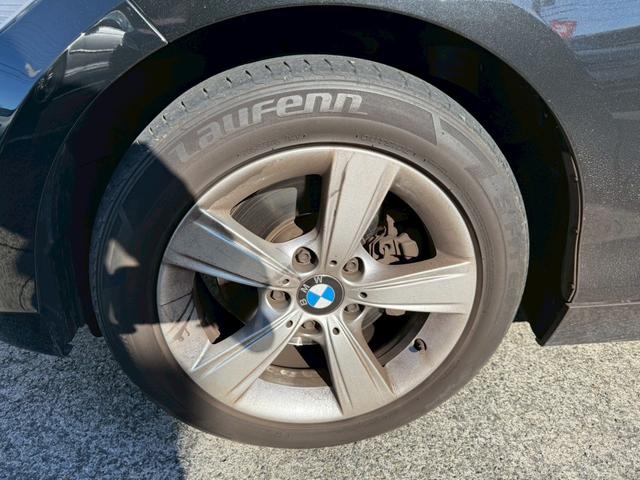 １シリーズ １１６ｉ　スポーツ　ＥＴＣ／スペアキー／スマートプッシュスタート／オートエアコン／オートライト／パワーウィンドウ／パワーステアリング／エアバック／ドリンクホルダー／純正アルミホイール（44枚目）