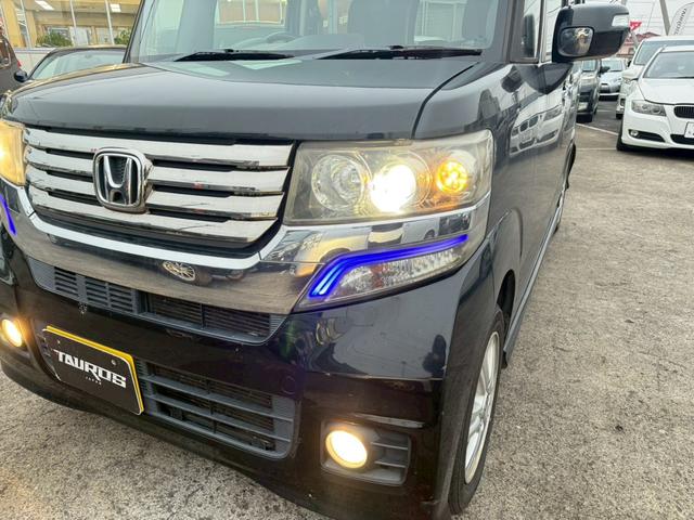 N-BOXカスタム G・Lパッケージ ユーザー買取車/ナビ/両側電動スライドドア/スマートキー/プッシュスタート/純正14インチアルミホイール/HIDヘッドライト/運転席助手席エアバック/スペアキー(13枚目)