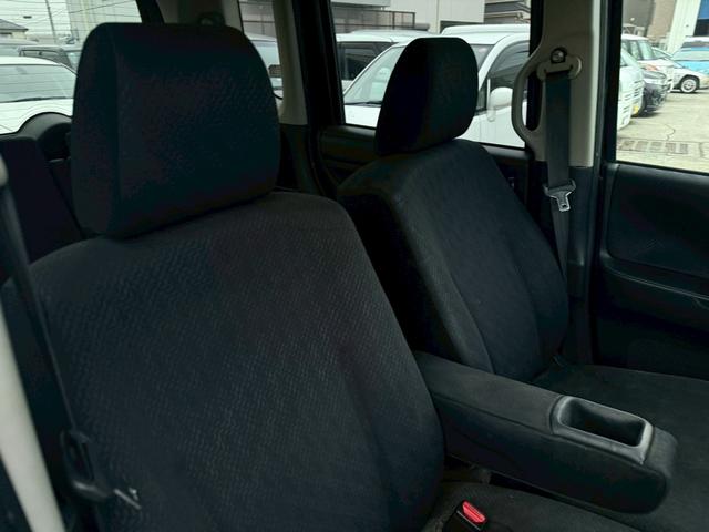 N-BOXカスタム G・Lパッケージ ユーザー買取車/ナビ/両側電動スライドドア/スマートキー/プッシュスタート/純正14インチアルミホイール/HIDヘッドライト/運転席助手席エアバック/スペアキー(18枚目)