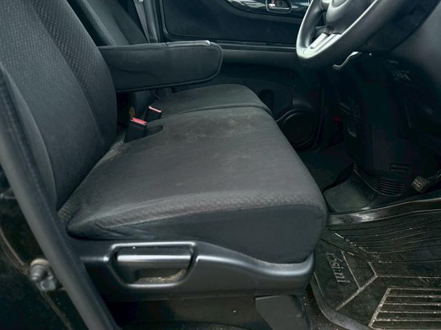 N-BOXカスタム G・Lパッケージ ユーザー買取車/ナビ/両側電動スライドドア/スマートキー/プッシュスタート/純正14インチアルミホイール/HIDヘッドライト/運転席助手席エアバック/スペアキー(20枚目)