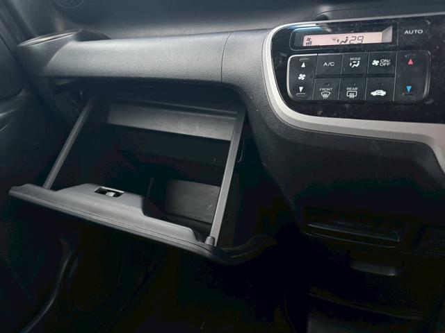 N-BOXカスタム G・Lパッケージ ユーザー買取車/ナビ/両側電動スライドドア/スマートキー/プッシュスタート/純正14インチアルミホイール/HIDヘッドライト/運転席助手席エアバック/スペアキー(38枚目)