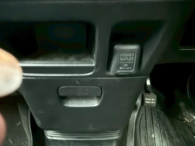 N-BOXカスタム G・Lパッケージ ユーザー買取車/ナビ/両側電動スライドドア/スマートキー/プッシュスタート/純正14インチアルミホイール/HIDヘッドライト/運転席助手席エアバック/スペアキー(39枚目)