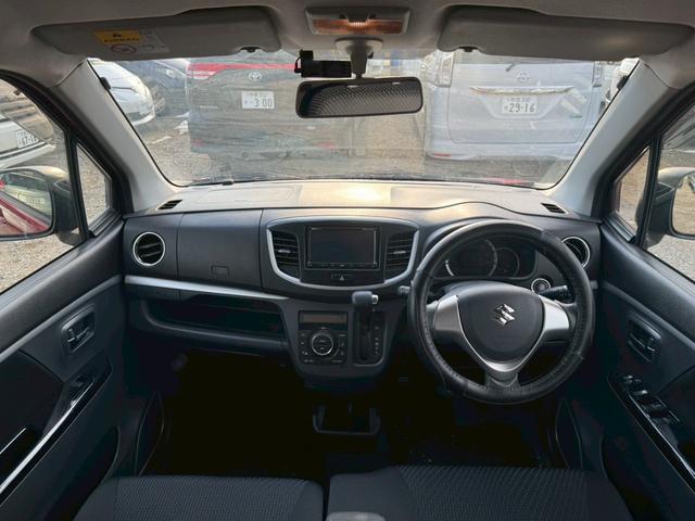 ワゴンＲスティングレー Ｘ　ユーザー買取車／バックカメラ／ＴＶ／スマートキー／プッシュスタート／純正１４インチアルミホイール／ＥＴＣ／オートマニュアルエアコン／運転席助手席エアバック（14枚目）