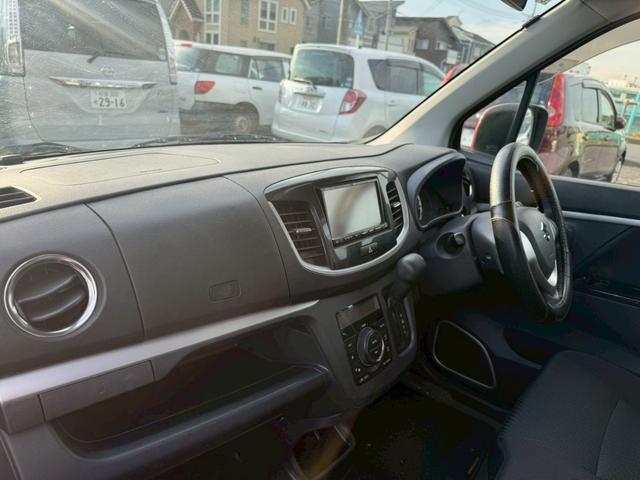 ワゴンＲスティングレー Ｘ　ユーザー買取車／バックカメラ／ＴＶ／スマートキー／プッシュスタート／純正１４インチアルミホイール／ＥＴＣ／オートマニュアルエアコン／運転席助手席エアバック（19枚目）