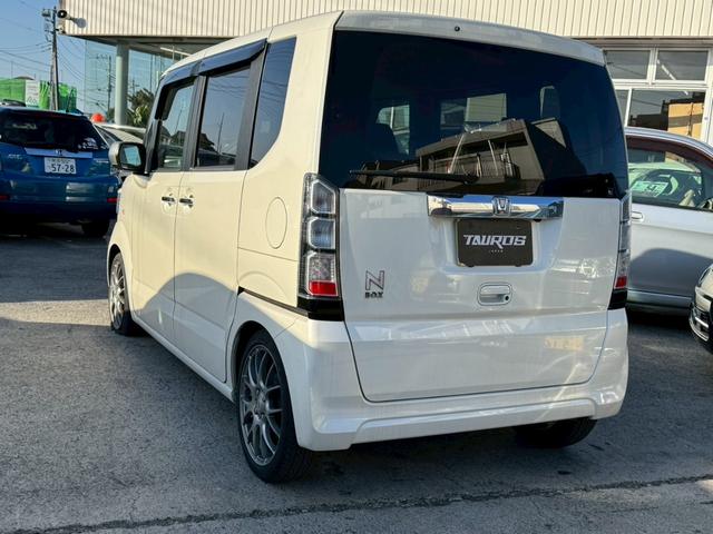 Ｎ－ＢＯＸ Ｇ・Ｌパッケージ　ナビ　バックモニター　オートエアコン　　ＥＴＣ　アクセサリーソケット　レベライザー　　パワースライドドア　電動格納ドアミラー　パワーステアリング　パワーウィンドウ　バイザー（11枚目）