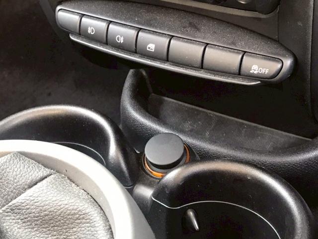 ＭＩＮＩ クーパーＳ　クロスオーバー　禁煙車／プッシュスタート／純正１８インチＡＷ／ＥＴＣ／オートエアコン／シガーソケット／ツートンカラー／ルーフレール（34枚目）