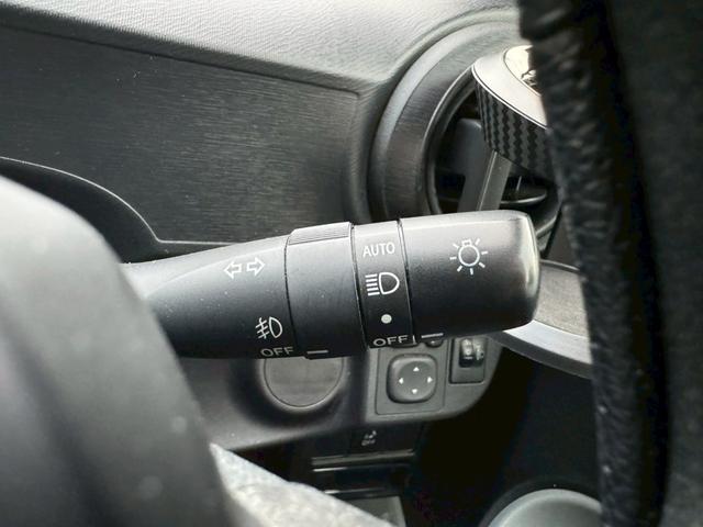 アクア Ｌ　社外ナビ／純正１７インチアルミホイール／バックカメラ／ＬＥＤヘッドライト／オートマニュアルエアコン／ＥＴＣ／ユーザー買取車両／ワンオーナー車／スマートキー／エアバック（33枚目）