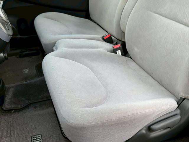 ライフ Ｆターボ　ナビ　テレビ　ＥＴＣ　アクセサリーソケット　バイザー　リアワイパー　１４インチアルミホイール　オートエアコン　キーレス　パワーステアリング　パワーウィンドウ　シートリフター（29枚目）