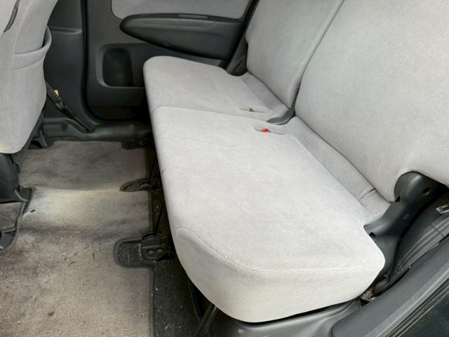 ライフ Ｆターボ　ナビ　テレビ　ＥＴＣ　アクセサリーソケット　バイザー　リアワイパー　１４インチアルミホイール　オートエアコン　キーレス　パワーステアリング　パワーウィンドウ　シートリフター（32枚目）